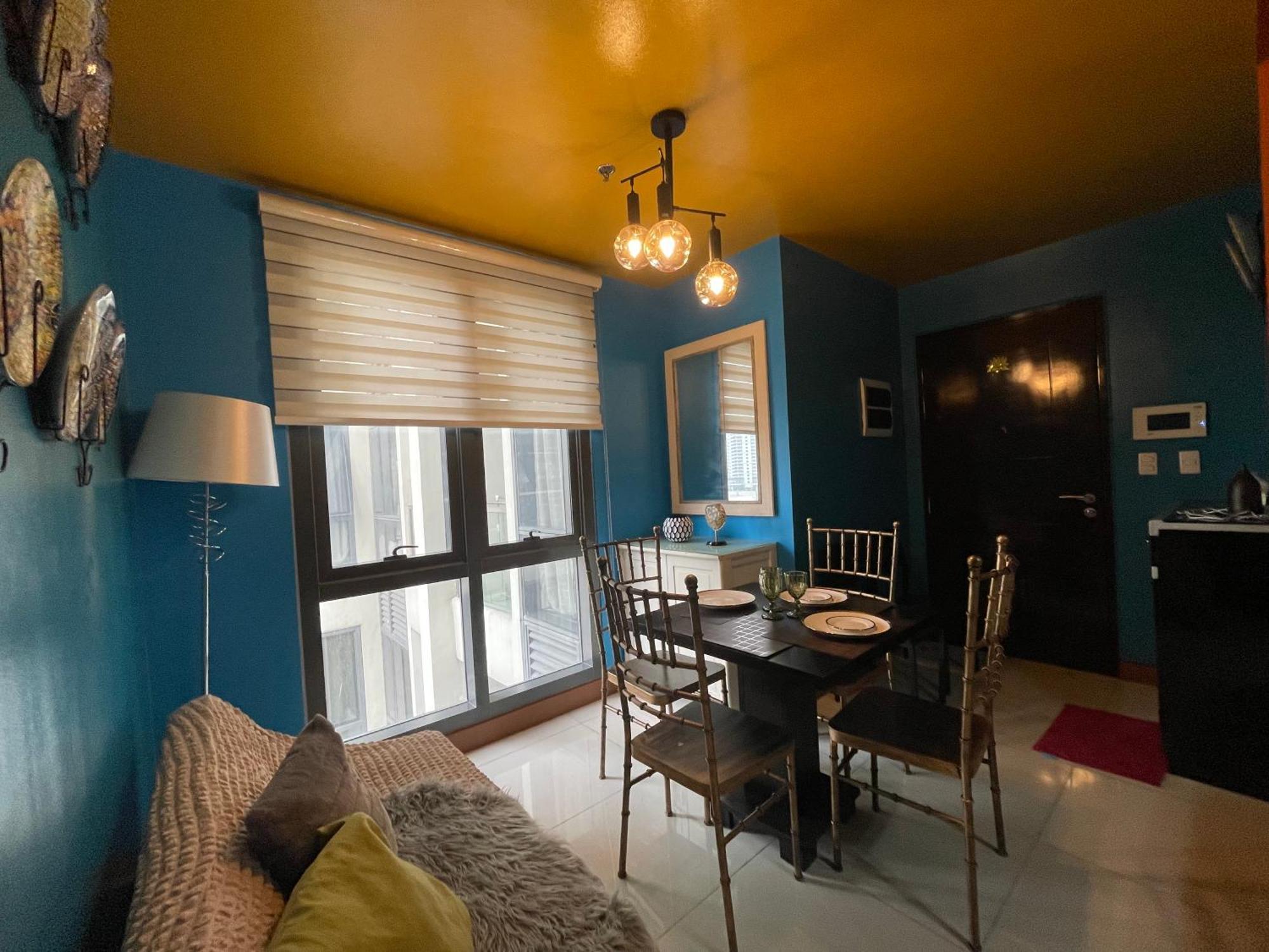Family Staycation, Greenbelt Hamilton, Isabel'S Makati Rooms Makati City ภายนอก รูปภาพ
