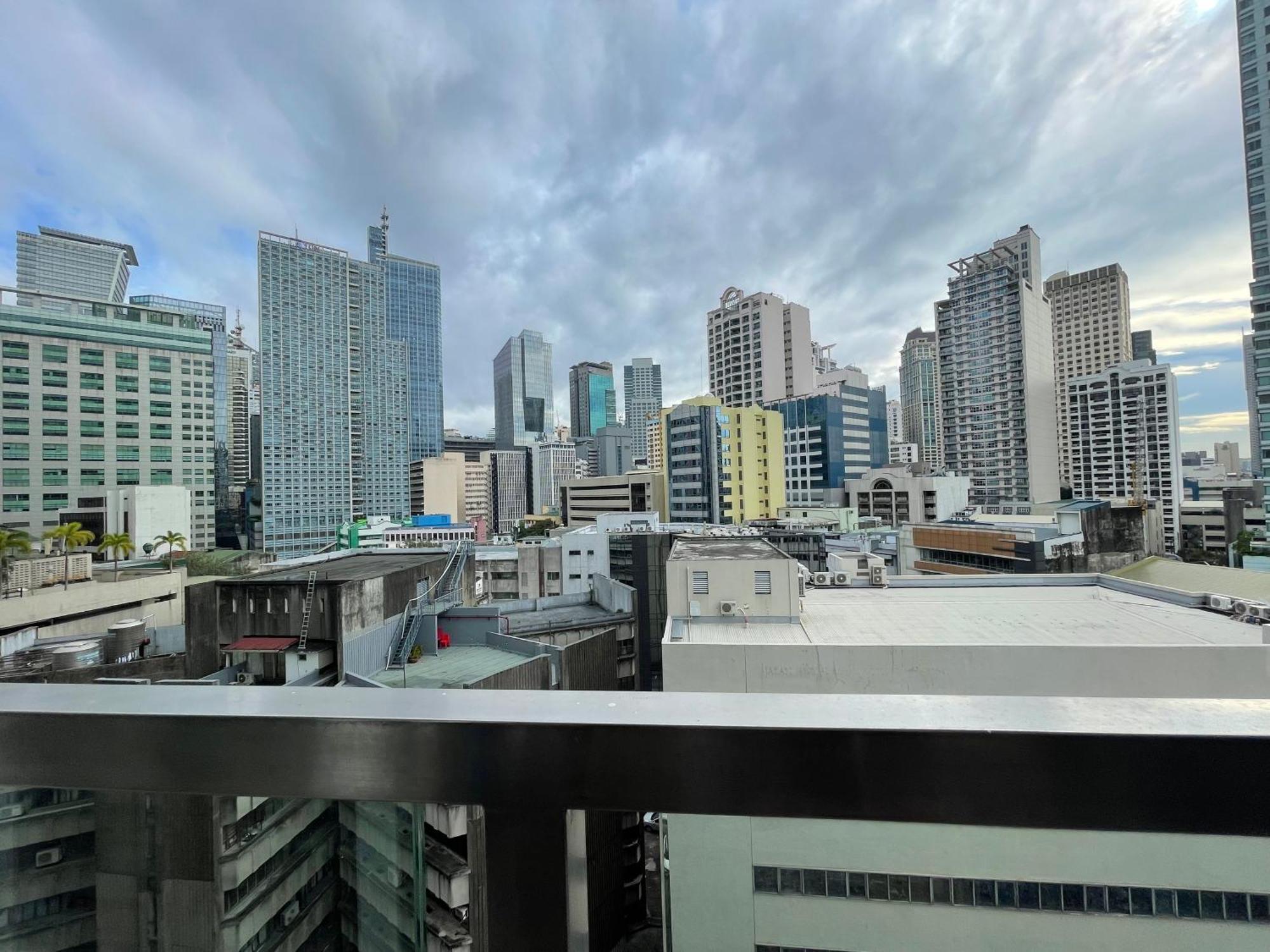 Family Staycation, Greenbelt Hamilton, Isabel'S Makati Rooms Makati City ภายนอก รูปภาพ