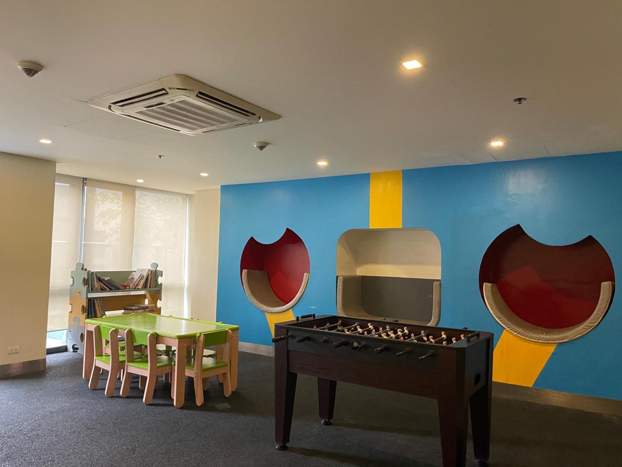 Family Staycation, Greenbelt Hamilton, Isabel'S Makati Rooms Makati City ภายนอก รูปภาพ